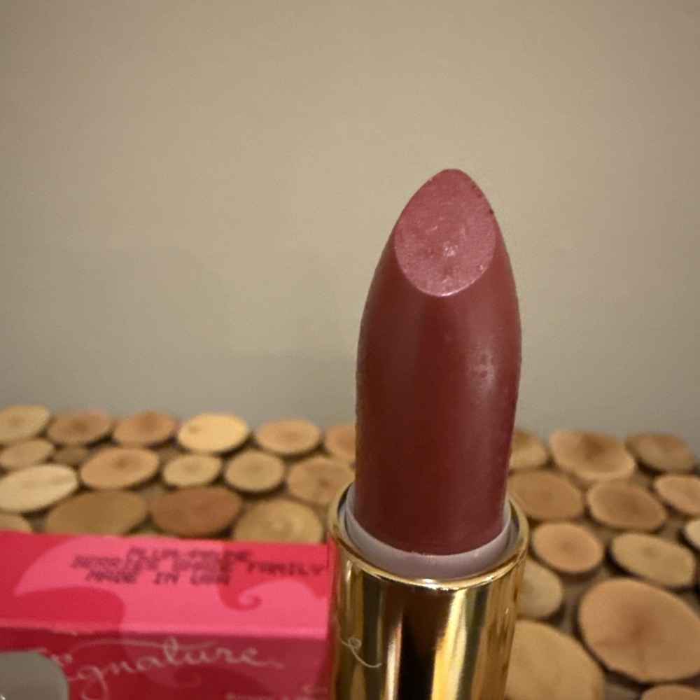 Mary Kay Signature Creme Lipstick Plum Prune 2685 Full Size .13 oz